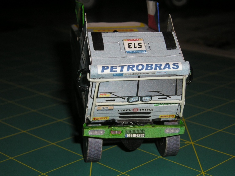 Tatra 815 4x4 Petrobras Lubrax 2006 Cíl (Plná velikost v novém okně) Tatra 815 4x4 Petrobras Lubrax 2006 Cíl