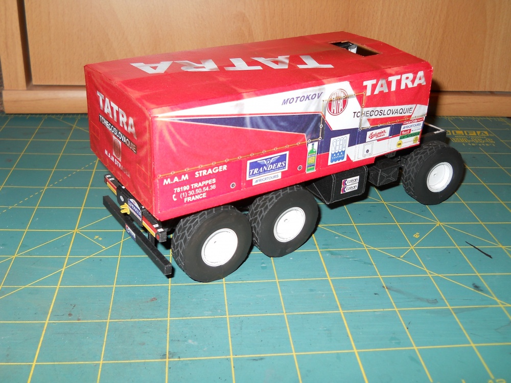 Tatra 815 6*6.1 13 350 Dakar 1988 reedice (Plná velikost v novém okně) Tatra 815 6*6.1 13 350 Dakar 1988 reedice