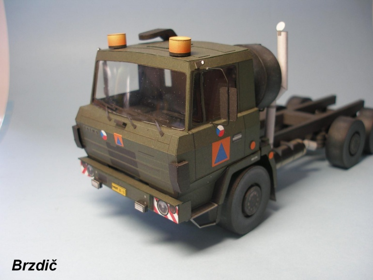 Tatra 815 6x6 AV 14 vojenská (Plná velikost v novém okně) Tatra 815 6x6 AV 14 vojenská