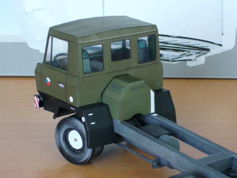 Tatra 815 6x6 AV 14 (Plná velikost v novém okně) Tatra 815 6x6 AV 14