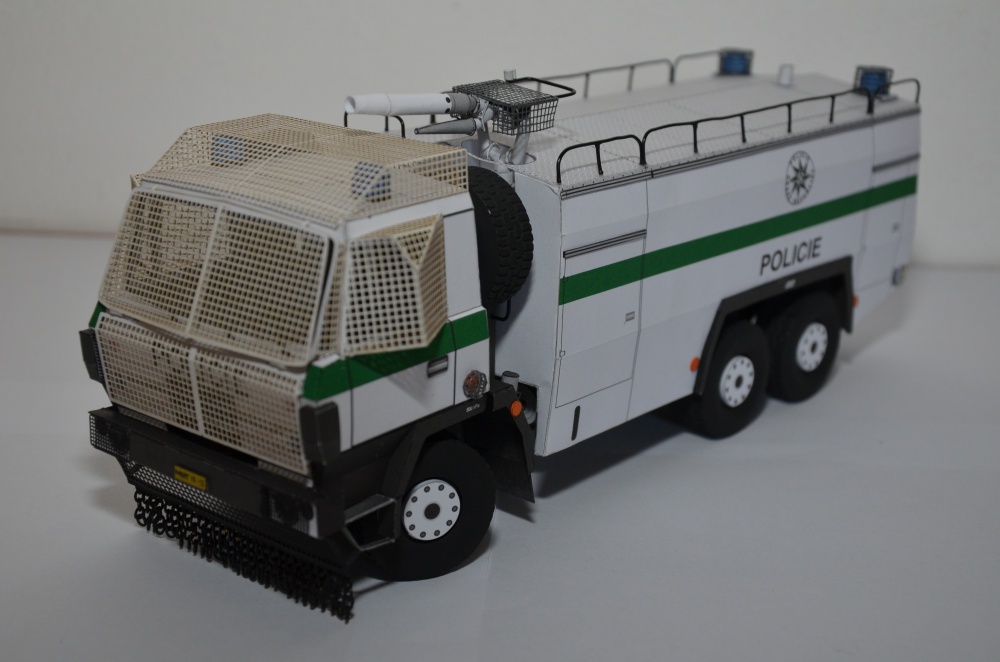 Tatra 815 6x6 CAS 32 POLICIE ČR (Plná velikost v novém okně) Tatra 815 6x6 CAS 32 POLICIE ČR