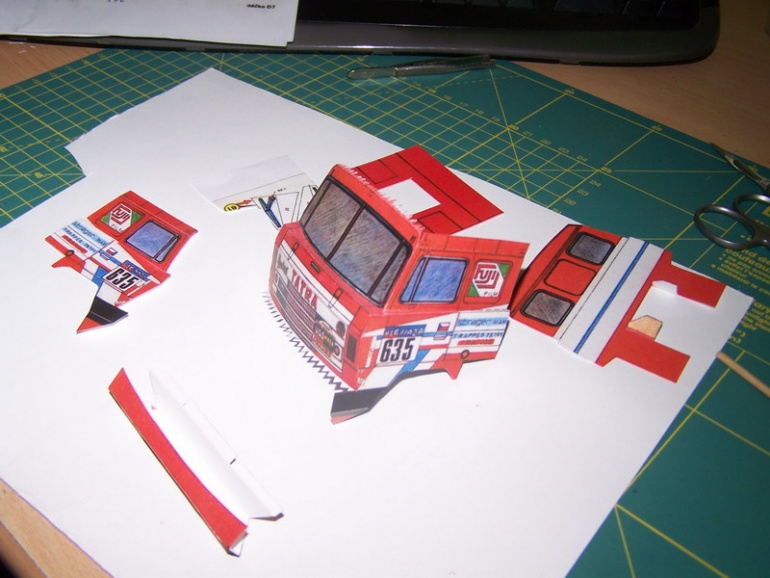 Tatra 815 6x6 VE Rallye Dakar 86 / ABC / 1:32 (Plná velikost v novém okně) Tatra 815 6x6 VE Rallye Dakar 86 / ABC / 1:32