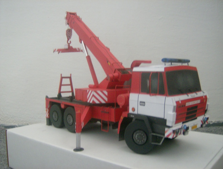 Tatra 815 AV 14 (Plná velikost v novém okně) Tatra 815 AV 14