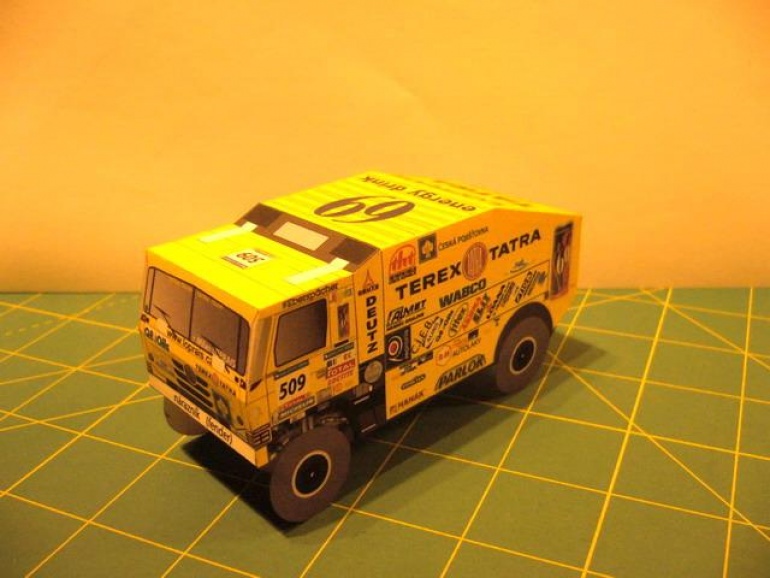 Tatra 815 Dakar 2006 Loprais (Plná velikost v novém okně) Tatra 815 Dakar 2006 Loprais