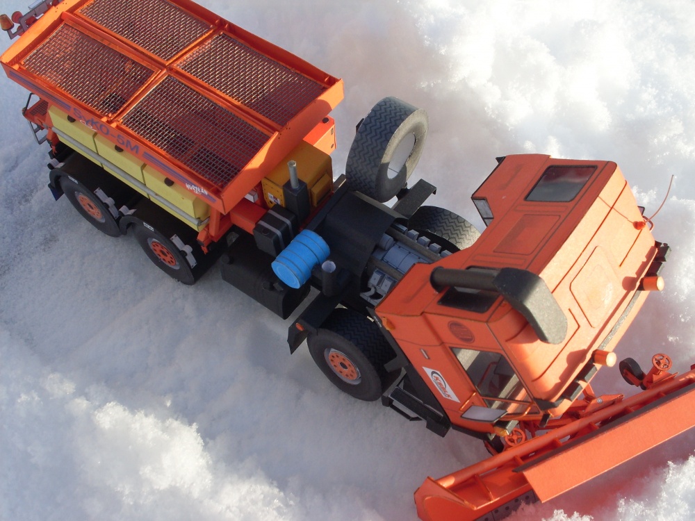Tatra 815 NTH 6x6 nástavba SYKO 5M a radlice (Plná velikost v novém okně) Tatra 815 NTH 6x6 nástavba SYKO 5M a radlice