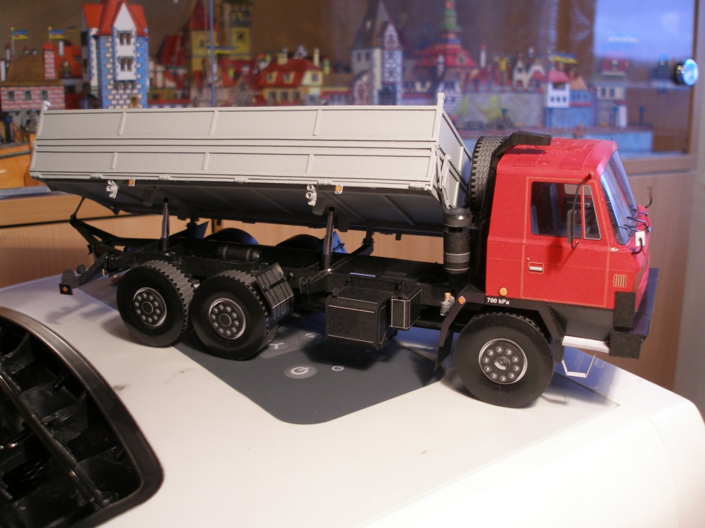 Tatra 815 Z 22 208 6x6.1 (Plná velikost v novém okně) Tatra 815 Z 22 208 6x6.1
