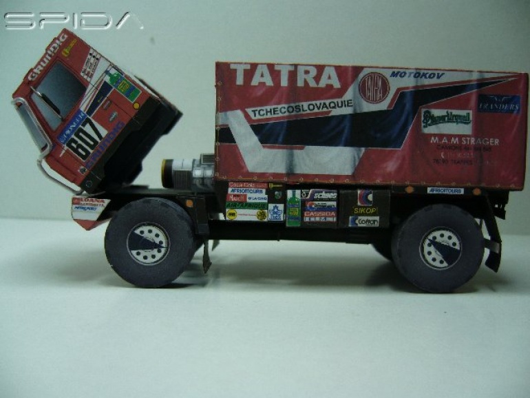 Tatra 815 VD 10 300 4 x 4.1 Dakar 1988 (Plná velikost v novém okně) Tatra 815 VD 10 300 4 x 4.1 Dakar 1988