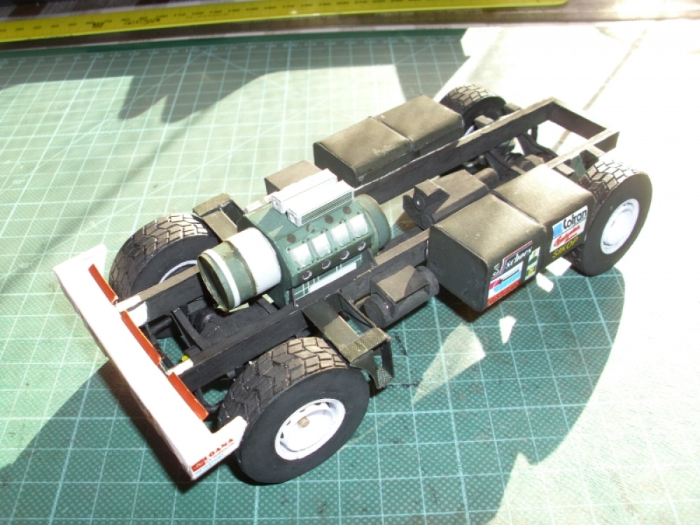 Tatra 815 VD 10 300 4x4.1 Dakar 1988 (Plná velikost v novém okně) Tatra 815 VD 10 300 4x4.1 Dakar 1988