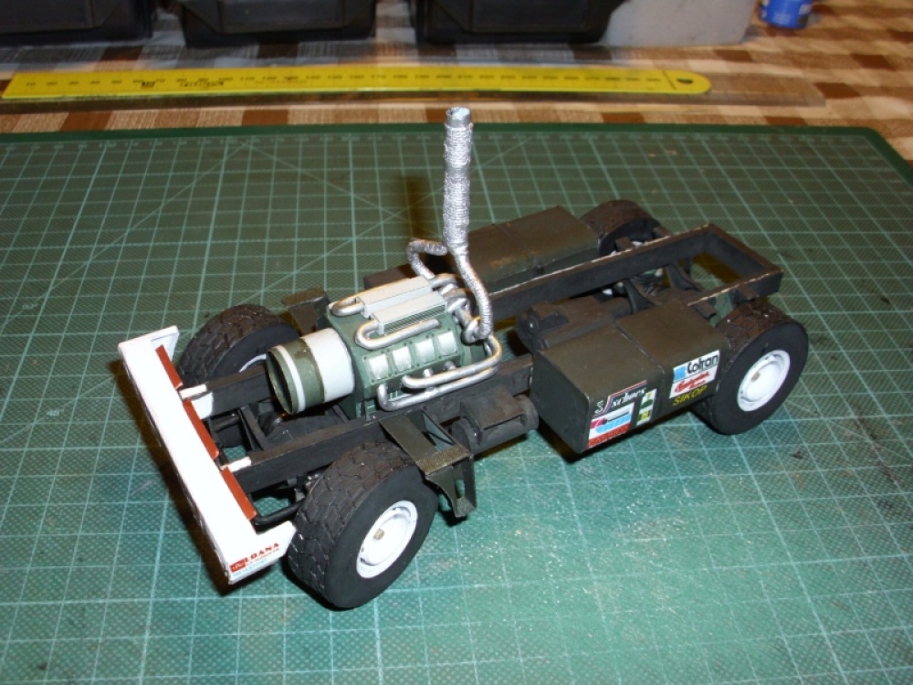 Tatra 815 VD 10 300 4x4.1 Dakar 1988 (Plná velikost v novém okně) Tatra 815 VD 10 300 4x4.1 Dakar 1988