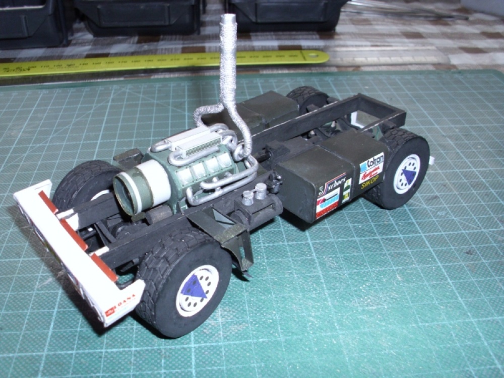 Tatra 815 VD 10 300 4x4.1 Dakar 1988 (Plná velikost v novém okně) Tatra 815 VD 10 300 4x4.1 Dakar 1988