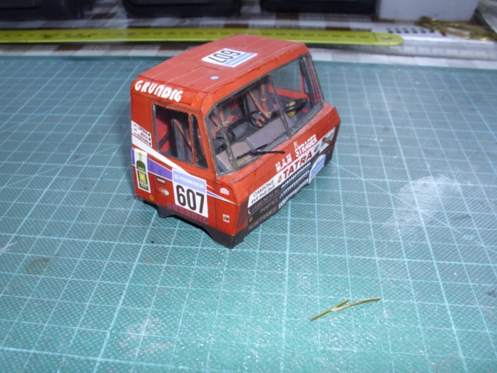 Tatra 815 VD 10 300 4x4.1 Dakar 1988 (Plná velikost v novém okně) Tatra 815 VD 10 300 4x4.1 Dakar 1988