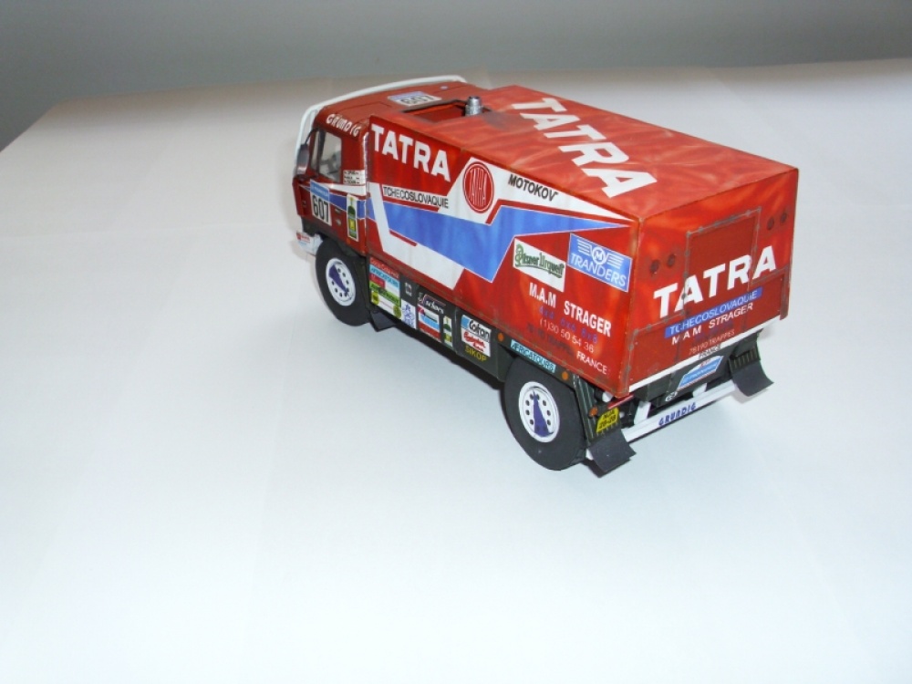 Tatra 815 VD 10 300 4x4.1 Dakar 1988 (Plná velikost v novém okně) Tatra 815 VD 10 300 4x4.1 Dakar 1988