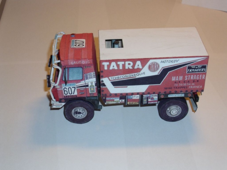Tatra 815 VD 10 300 4x4.1 Dakar 1988 (Pln� velikost v nov�m okn�) Tatra 815 VD 10 300 4x4.1 Dakar 1988