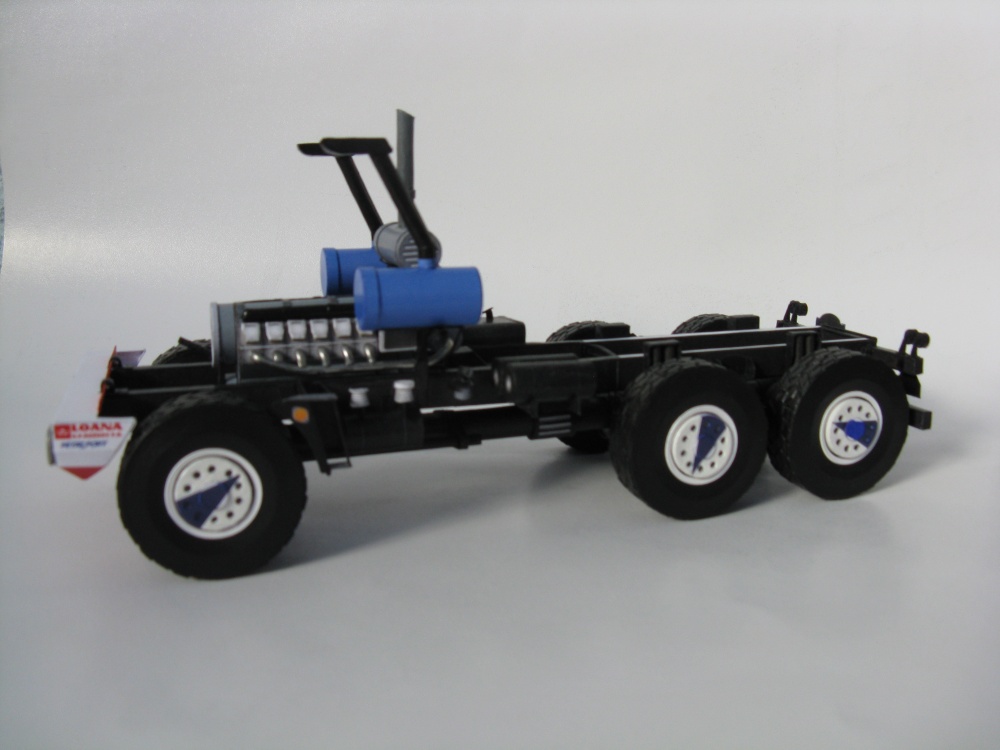 217008