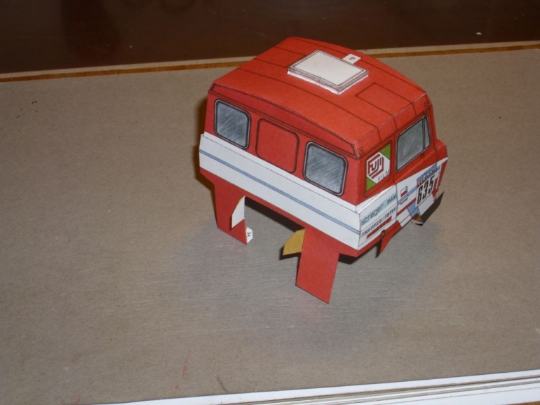 63352