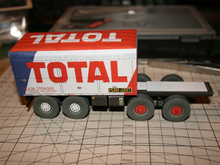 Tatra 815 VT 26 265 8x8.1 Dakar 1988 (Plná velikost v novém okně) Tatra 815 VT 26 265 8x8.1 Dakar 1988