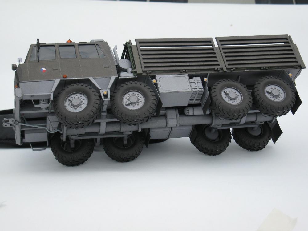 TATRA 815 VT 26 265 8X8 1.R /LUCAS (Plná velikost v novém okně) TATRA 815 VT 26 265 8X8 1.R /LUCAS