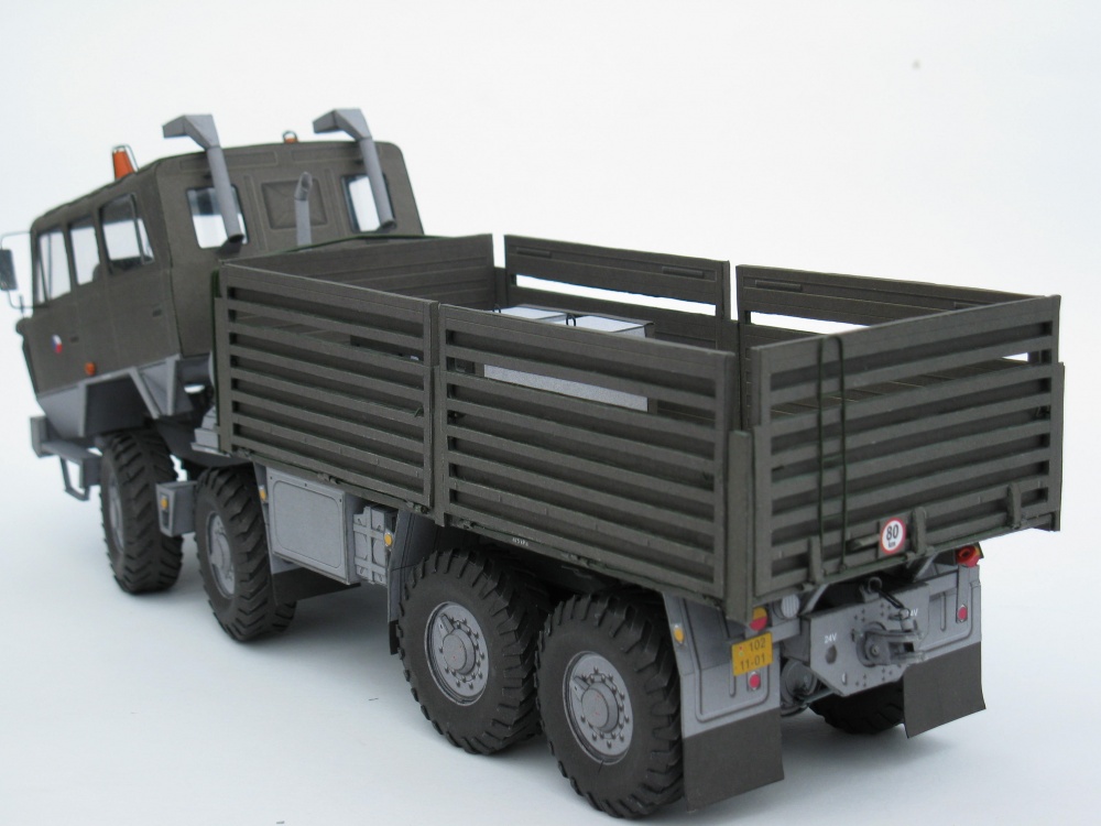 TATRA 815 VT 26 265 8X8 1.R /LUCAS (Plná velikost v novém okně) TATRA 815 VT 26 265 8X8 1.R /LUCAS