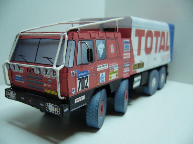 Tatra 815 VT 26 265 8X8 TOTAL Dakar 1988 (Plná velikost v novém okně) Tatra 815 VT 26 265 8X8 TOTAL Dakar 1988
