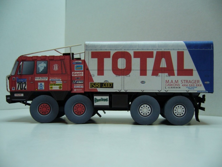 Tatra 815 VT 26 265 8X8 TOTAL Dakar 1988 (Plná velikost v novém okně) Tatra 815 VT 26 265 8X8 TOTAL Dakar 1988