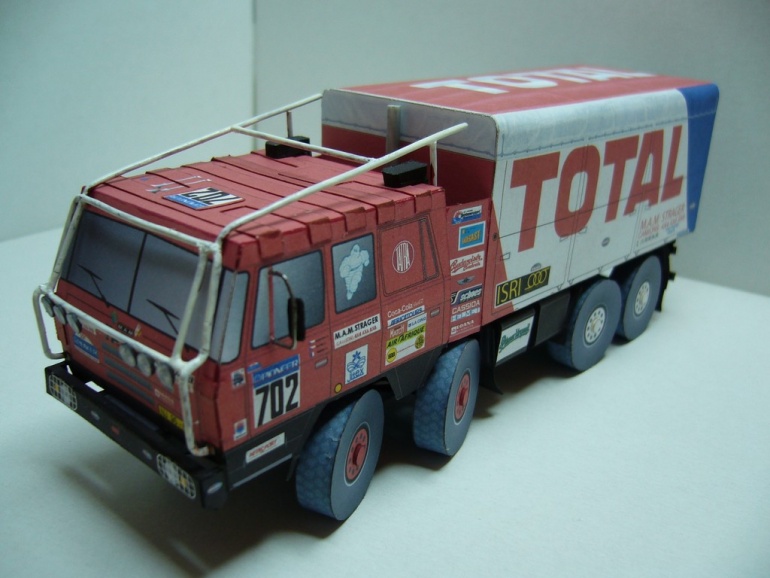Tatra 815 VT 26 265 8X8 TOTAL Dakar 1988 (Plná velikost v novém okně) Tatra 815 VT 26 265 8X8 TOTAL Dakar 1988