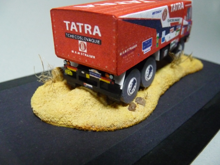 Tatra 815VD 13 350 6x6.1 Dakar 1988 - 4me (Plná velikost v novém okně) Tatra 815VD 13 350 6x6.1 Dakar 1988 - 4me