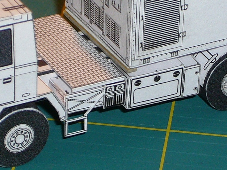 Tatra 815 4x4 Dělostřelecký radiolokátor ARTHUR (Plná velikost v novém okně) Tatra 815 4x4 Dělostřelecký radiolokátor ARTHUR