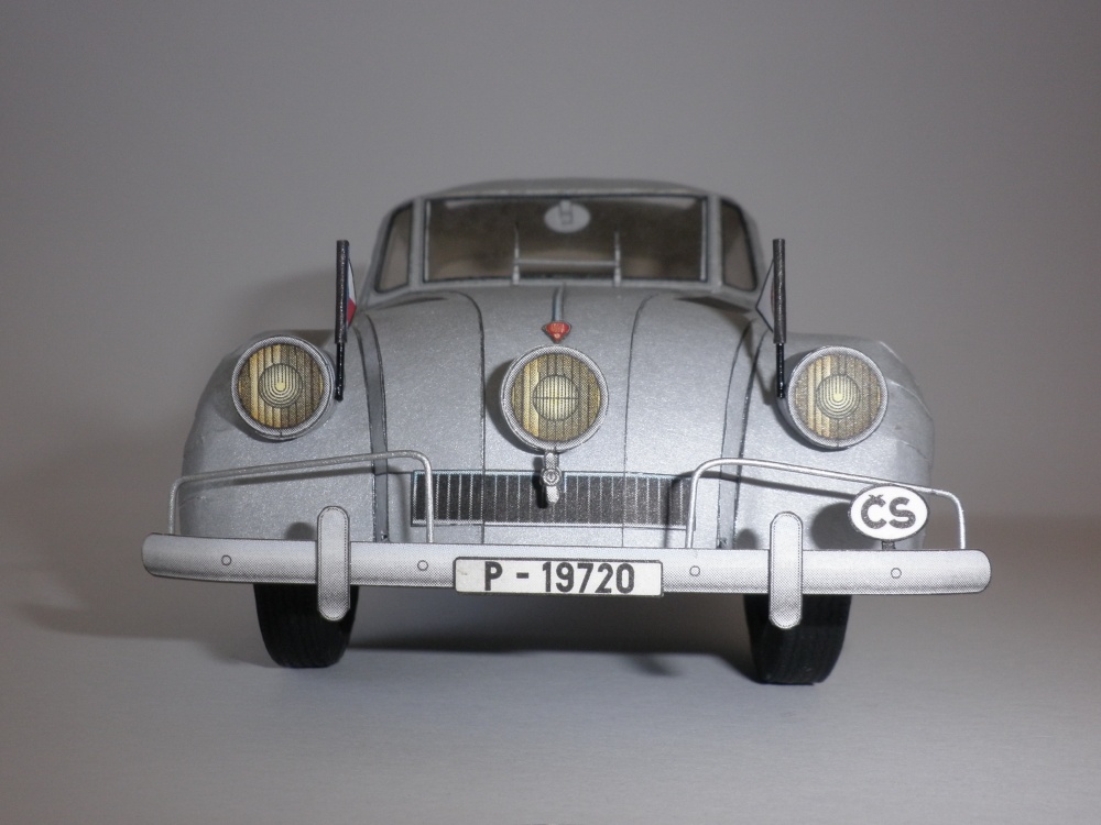 Tatra 87 (Plná velikost v novém okně) Tatra 87