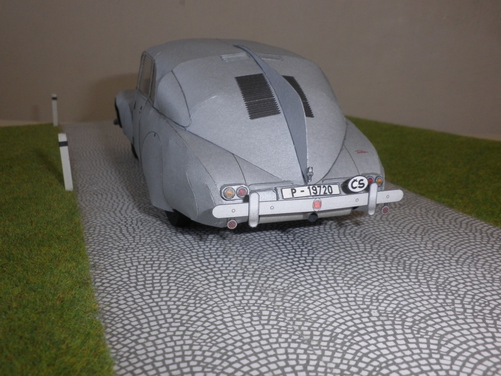 Tatra 87 (Plná velikost v novém okně) Tatra 87