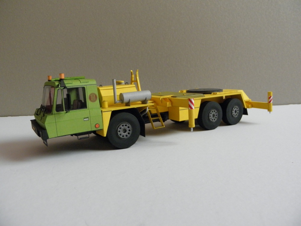 215813