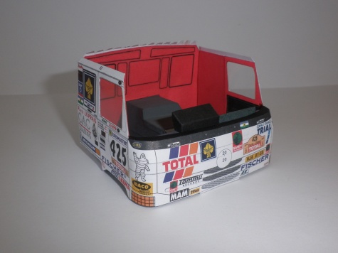 Tatra T 815 2 ZE R 55 16 400 4x4.1/33 Dakar 2001 Tatra T 815 2 ZE R 55 16 400 4x4.1/33 Dakar 2001