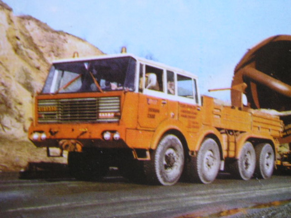 Tatra T813 8x8 TP 270k (Plná velikost v novém okně) Tatra T813 8x8 TP 270k