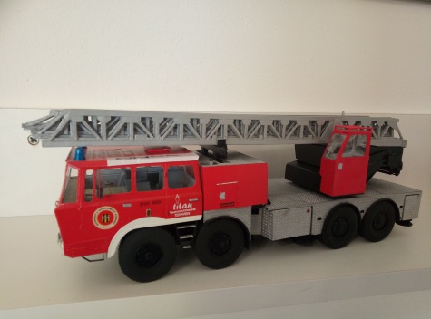 Tatra T813 Gigant TD 44 Slovnaft Tatra T813 Gigant TD 44 Slovnaft