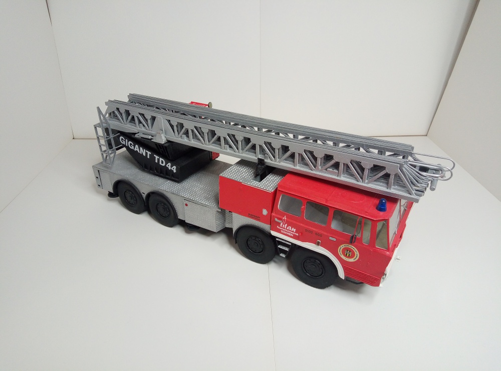 357690