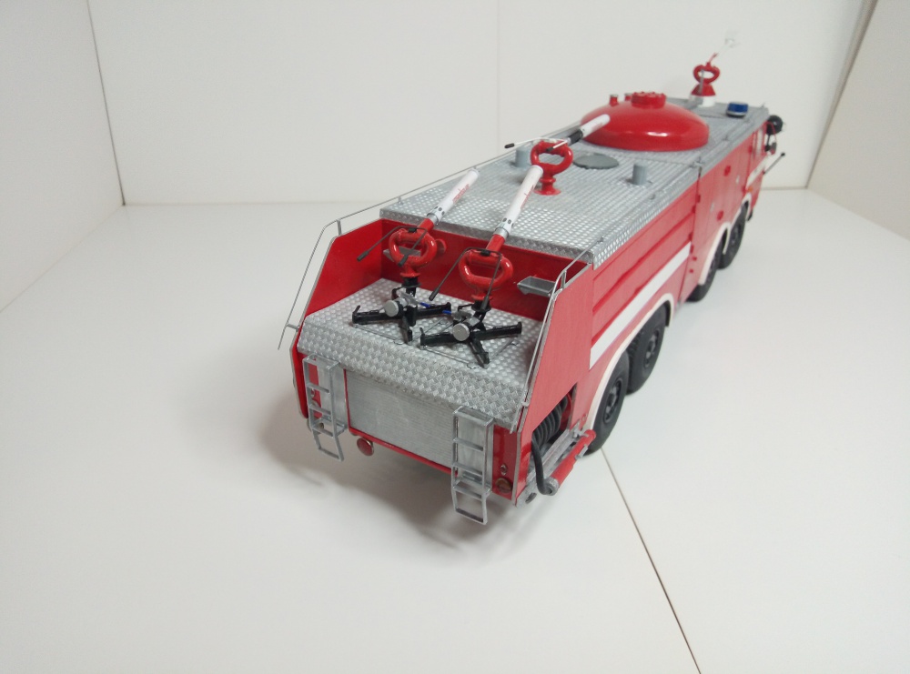357708