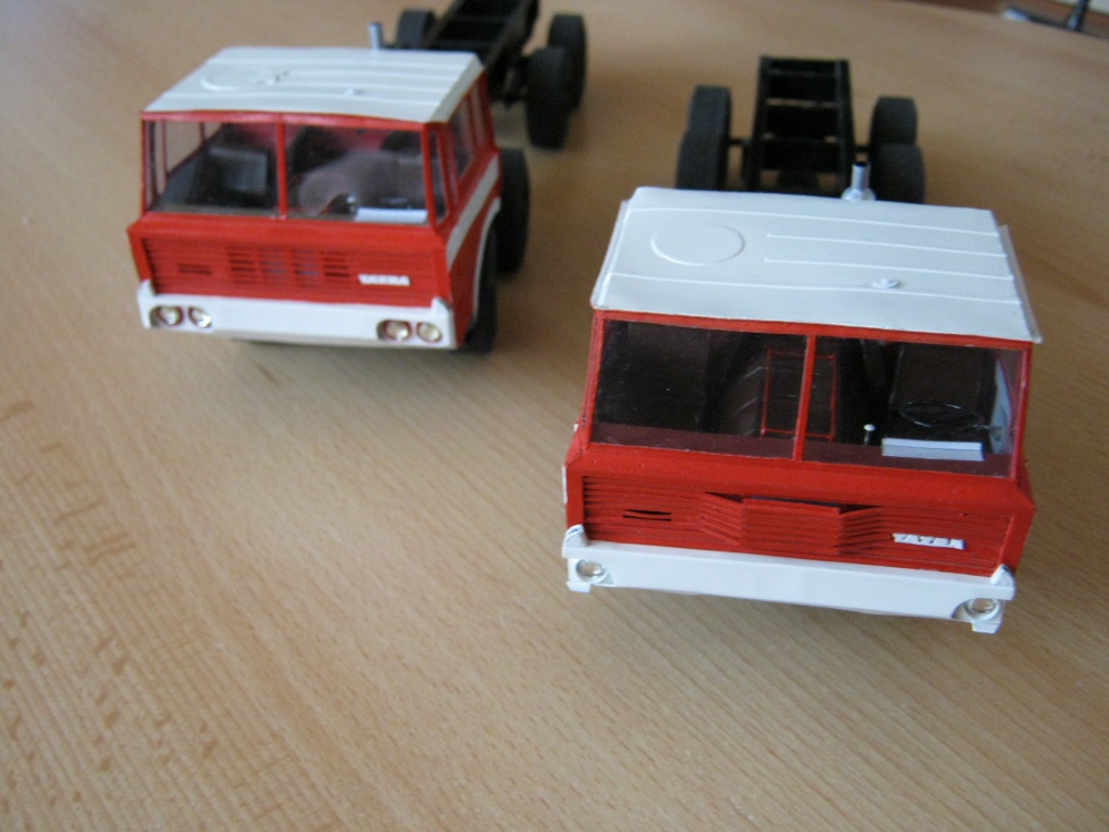 Tatra T813 PHA Slovnaft 1+2 (Plná velikost v novém okně) Tatra T813 PHA Slovnaft 1+2