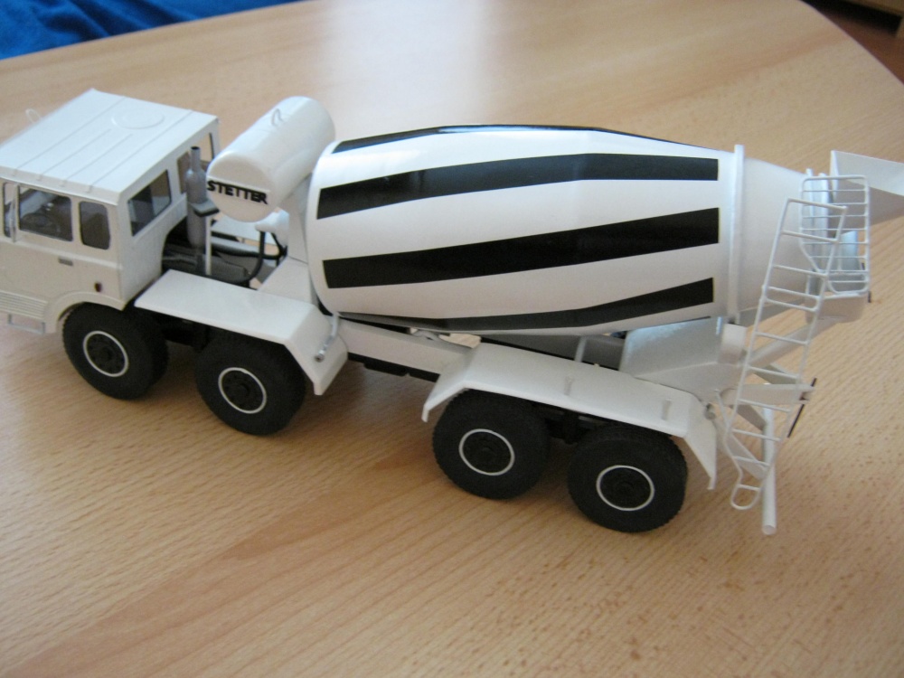 Tatra T813 Stetter-domíchávač betonu (Plná velikost v novém okně) Tatra T813 Stetter-domíchávač betonu