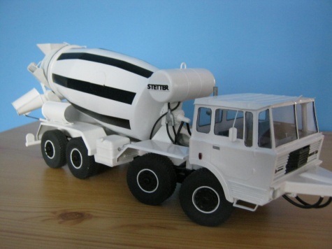 Tatra T813 Stetter-domíchávač betonu Tatra T813 Stetter-domíchávač betonu