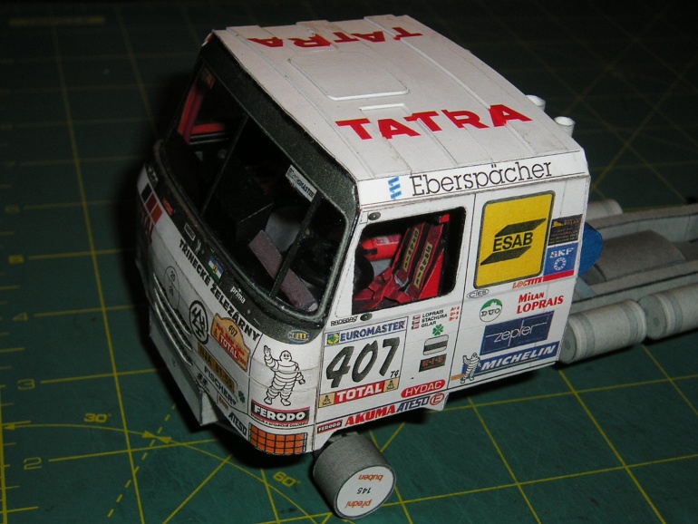 TATRA T815 2 ZE R 55 16 400 4x4 (Plná velikost v novém okně) TATRA T815 2 ZE R 55 16 400 4x4