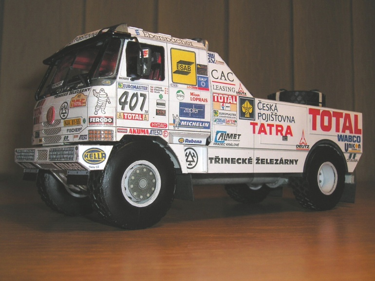 TATRA T815 2 ZE R 55 16 400 4x4 (Plná velikost v novém okně) TATRA T815 2 ZE R 55 16 400 4x4