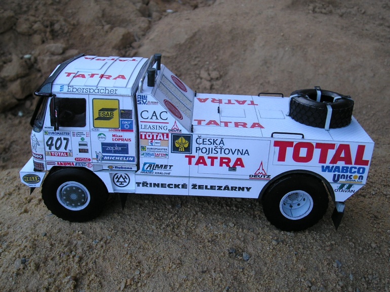 TATRA T815 2 ZE R 55 16 400 4x4 (Plná velikost v novém okně) TATRA T815 2 ZE R 55 16 400 4x4