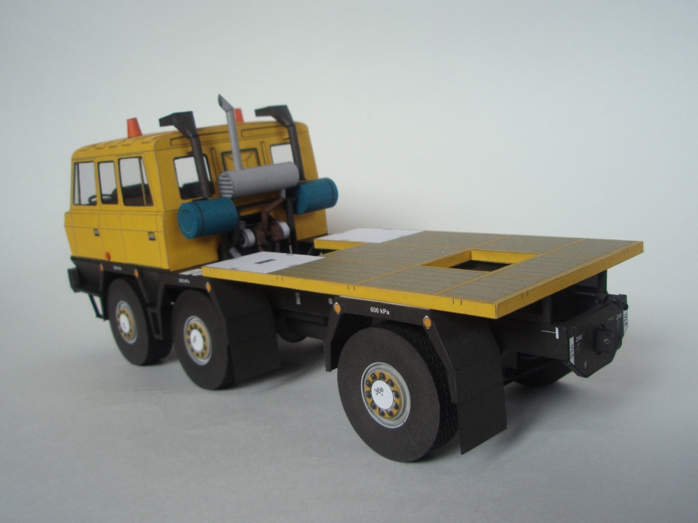 Tatra T815 TP 6x6 (Plná velikost v novém okně) Tatra T815 TP 6x6
