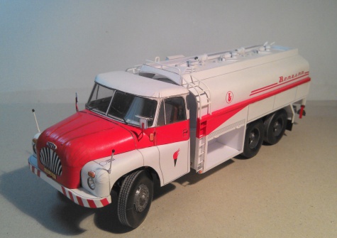 Tatra 138 C-12 + CP-11 Benzina Tatra 138 C-12 + CP-11 Benzina