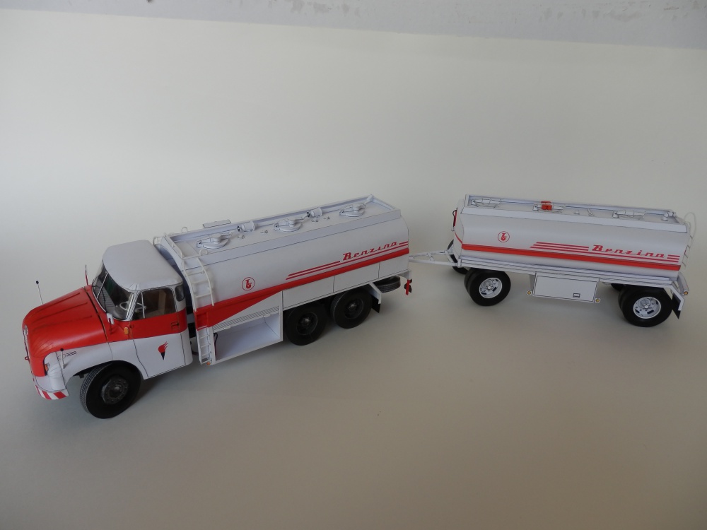 Tatra 138 C-12 + CP-11 Benzina (Pln� velikost v nov�m okn�) Tatra 138 C-12 + CP-11 Benzina