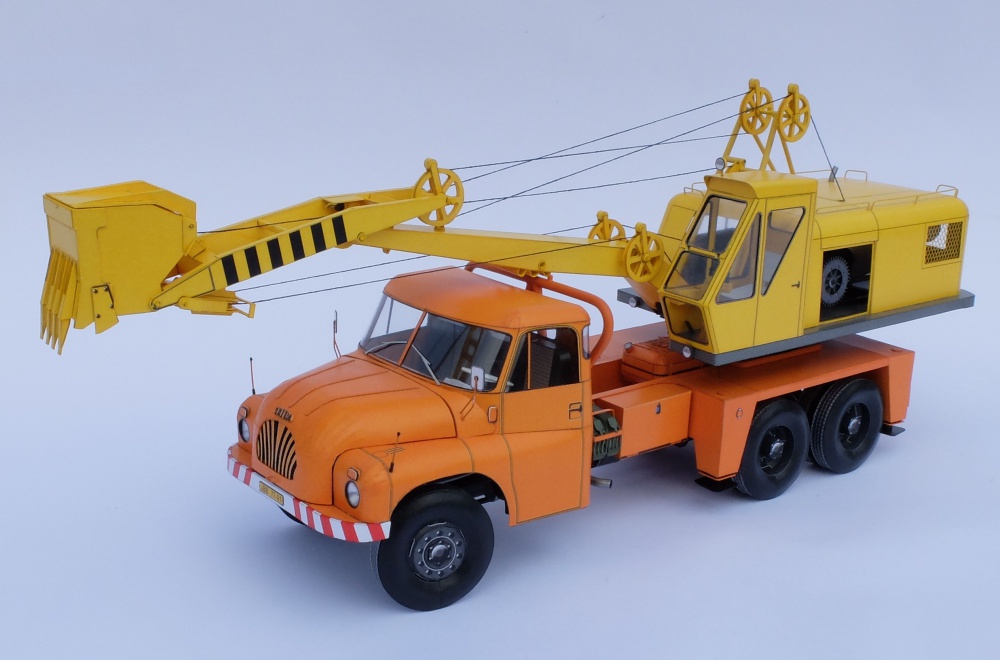TATRA 138 D 032a (Plná velikost v novém okně) TATRA 138 D 032a