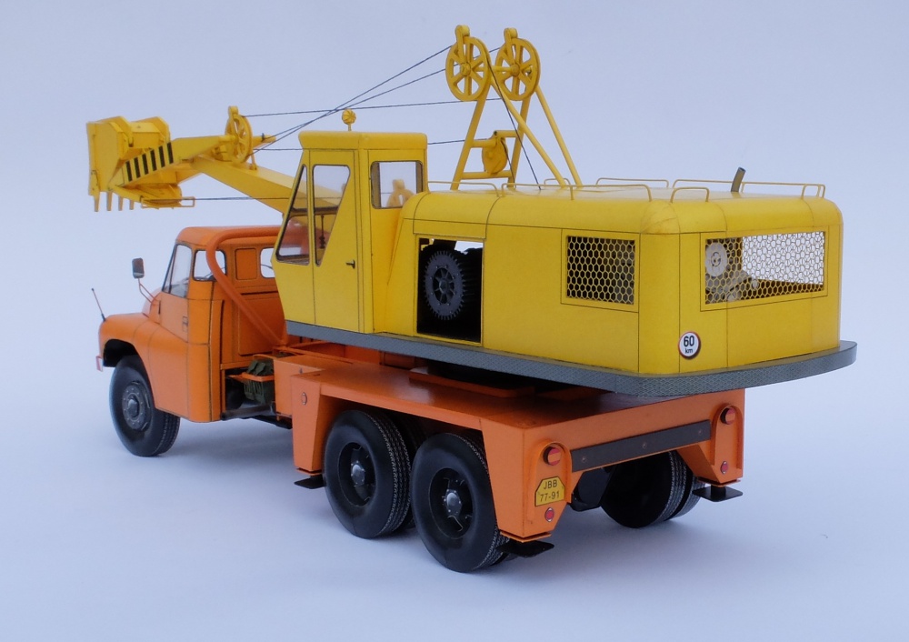 TATRA 138 D 032a (Plná velikost v novém okně) TATRA 138 D 032a