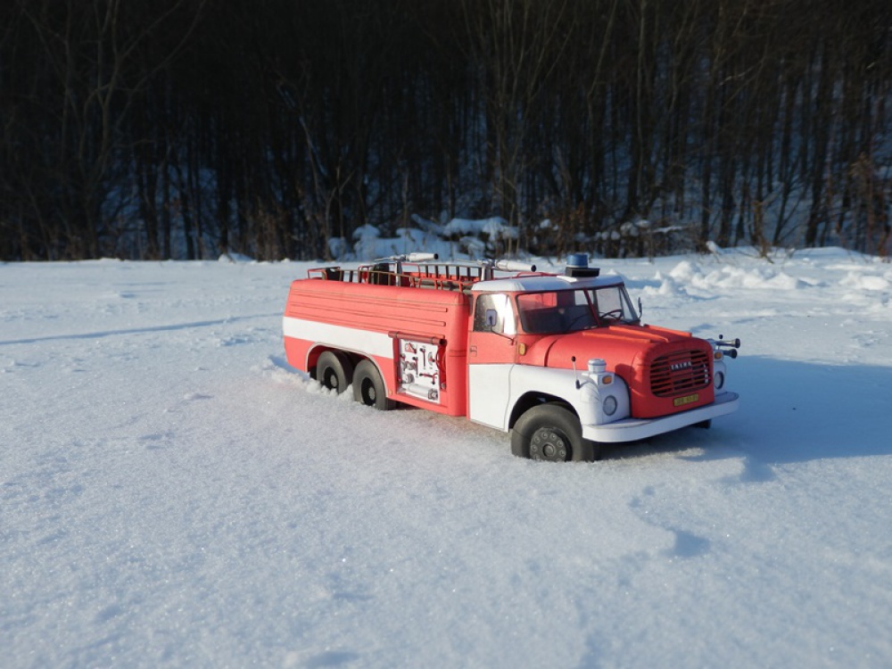 Tatra 148 CAS 32 (Plná velikost v novém okně) Tatra 148 CAS 32