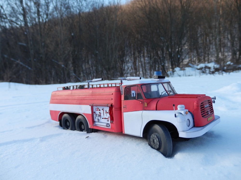 Tatra 148 CAS 32 (Plná velikost v novém okně) Tatra 148 CAS 32