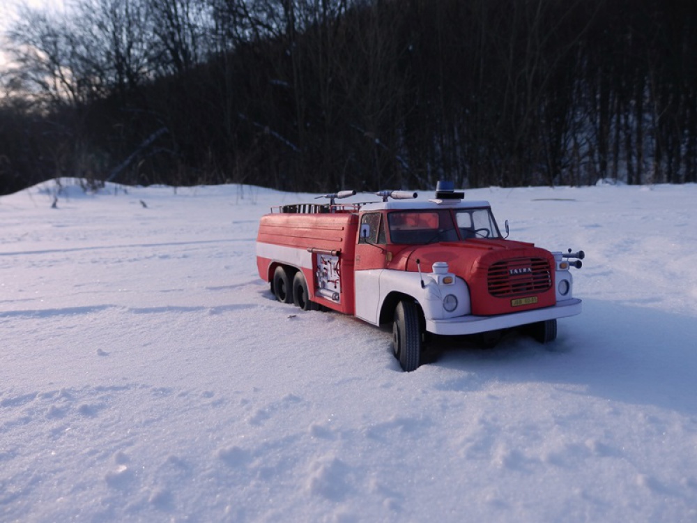 Tatra 148 CAS 32 (Plná velikost v novém okně) Tatra 148 CAS 32