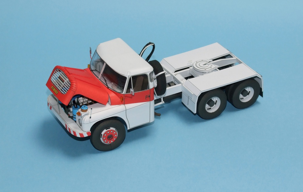 Tatra 148 NTt Benzina